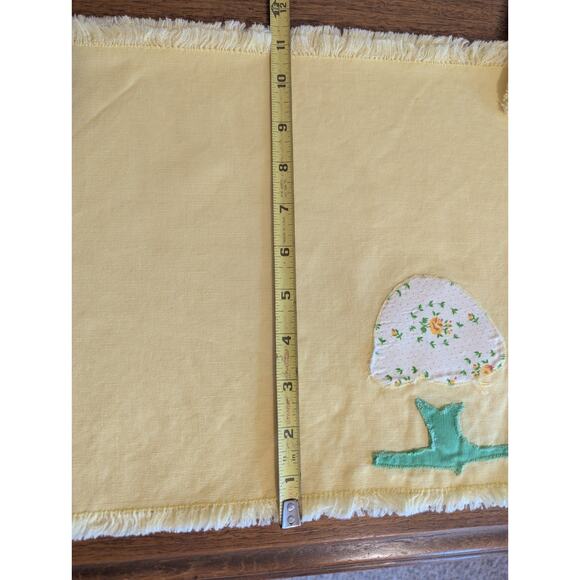 Vintage 70s Yellow Placemats Napkins Set of 4 Patchwork Mushrooms - Picture 11 of 11